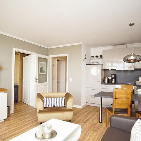 Mit Meerblick Und Balkon, Gratis Nutzung Vom Ahoi Erlebnisbad Und Sauna In Sellin - Meeresblick Fewo 25 Goehren  Buitenkant foto